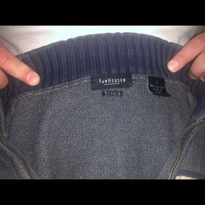 Van-Heusen Men’s Sweater